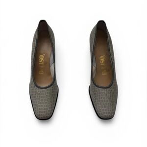 Deliso Croc Gray Gray Pumps Size 8.5